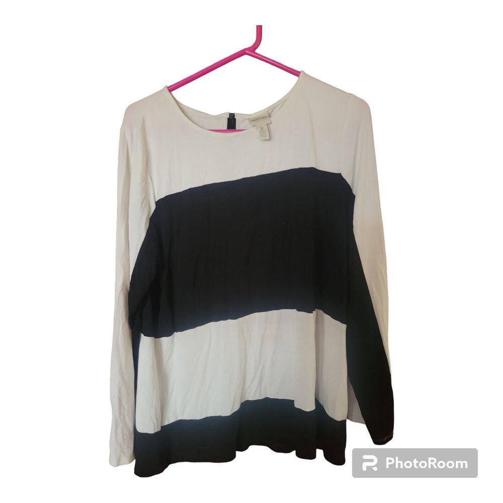 CHICOS Zenergy Womens Stretch  TOP Black Ivory Long Sleeve‎ Size 2 (L/12)